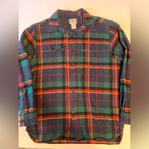 L.L. Bean Cotton Flannel, Traditional Fit - Picture 2 of 10